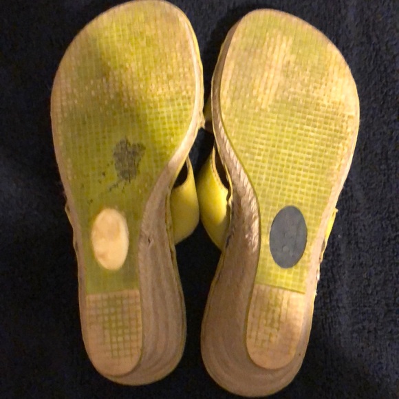 3 for $40🤩 BOC Wedges - Picture 3 of 3